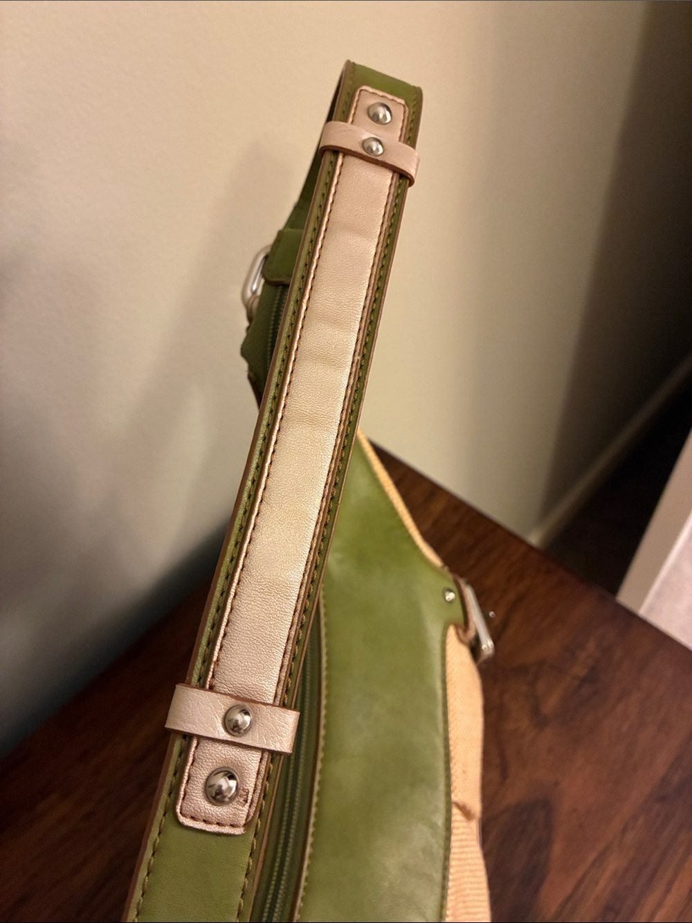 Etienne Aigner Green Manmade Leather and Beige Textile Woven Shoulder Bag -EUC - Picture 7 of 13